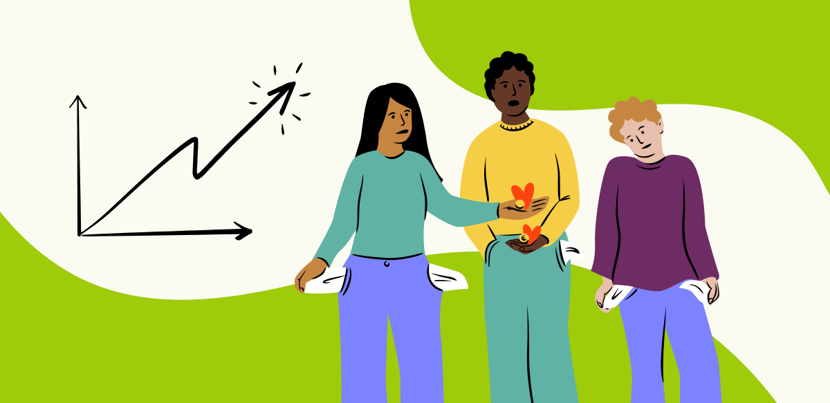 Wir sehen links ein Liniendiagramm, dessen Verlauf sich steil nach oben entwickelt. Rechts daneben stehen drei Personen, die alle ihre Hosentaschen nach außen umgestülpt haben. Die Person links ist eine Person of Colour, hat lange, glatte schwarze Haare. Sie hält die linke Hand in die Mitte der Gruppe, darin eine Münze und ein Herz, was eine Spende andeutet. In der Mitte steht eine Schwarze Person mit gelockten kurzen Haaren und schaut besorgt. Sie streckt ebenfalls eine Hand aus mit einer Münze und einem Herz. Die dritte Person ist weiß, mit kurzen und gelockten, dunkelblonden Haaren. Sie zuckt die Schultern hoch, schaut traurig und besorgt und hält die leere, umgestülpte Hosentasche in den Händen.