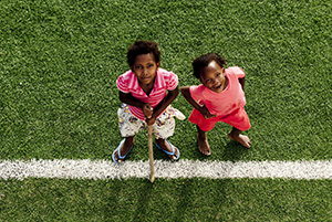 Auch Mädchen spielen gerne Fußball