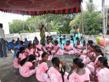 Austauschprogramm zwischen SHGs verschiedener Kasten