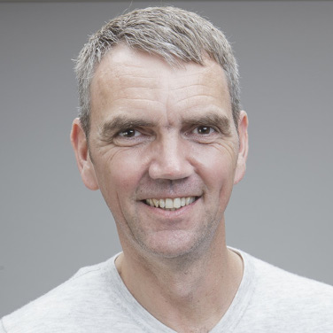 Dr. Stefan Morschheuser